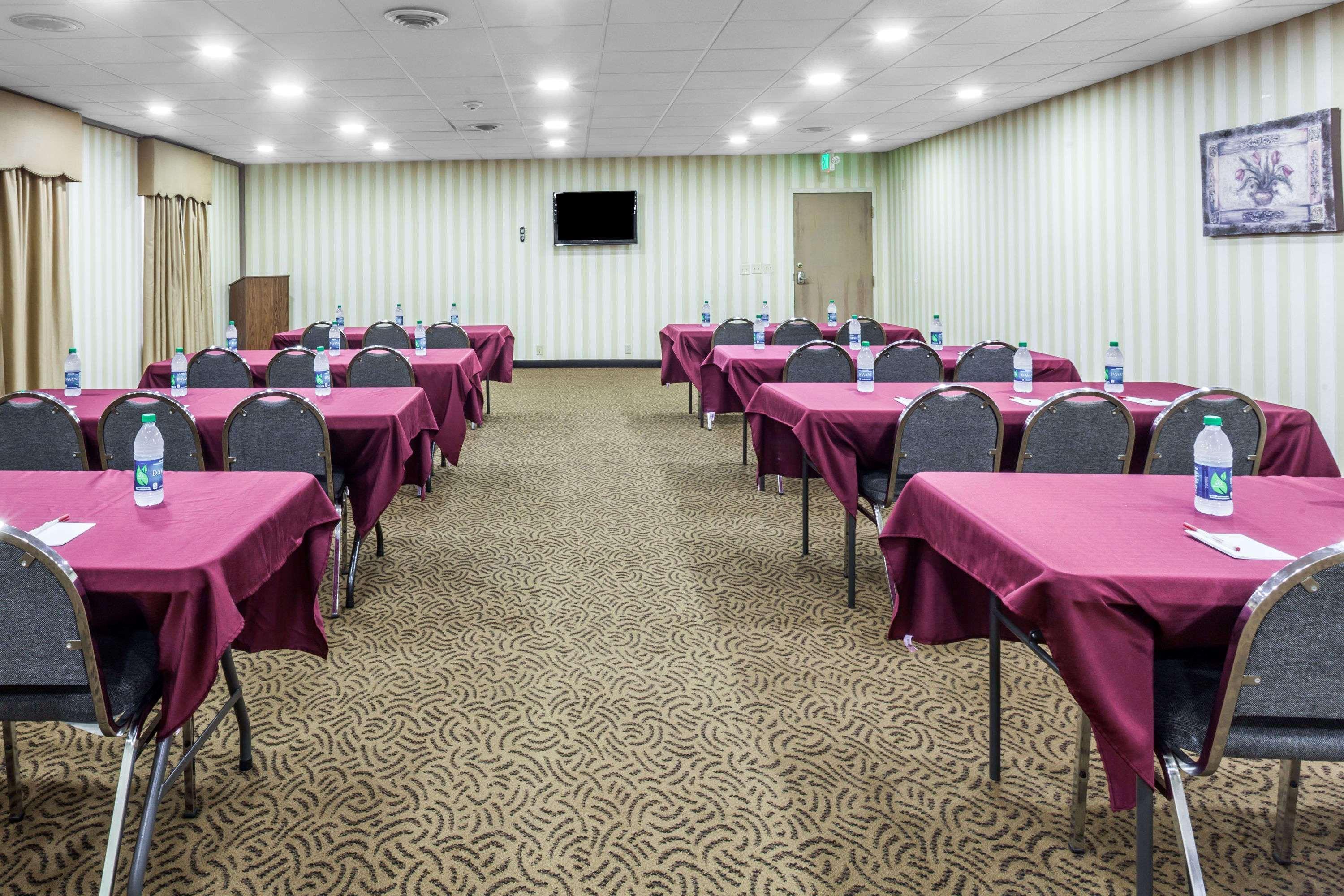 Ramada By Wyndham Lebanon Hotel Eksteriør billede